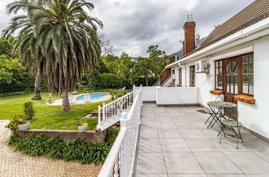 7 Bedroom Property for Sale in Parel Vallei Western Cape